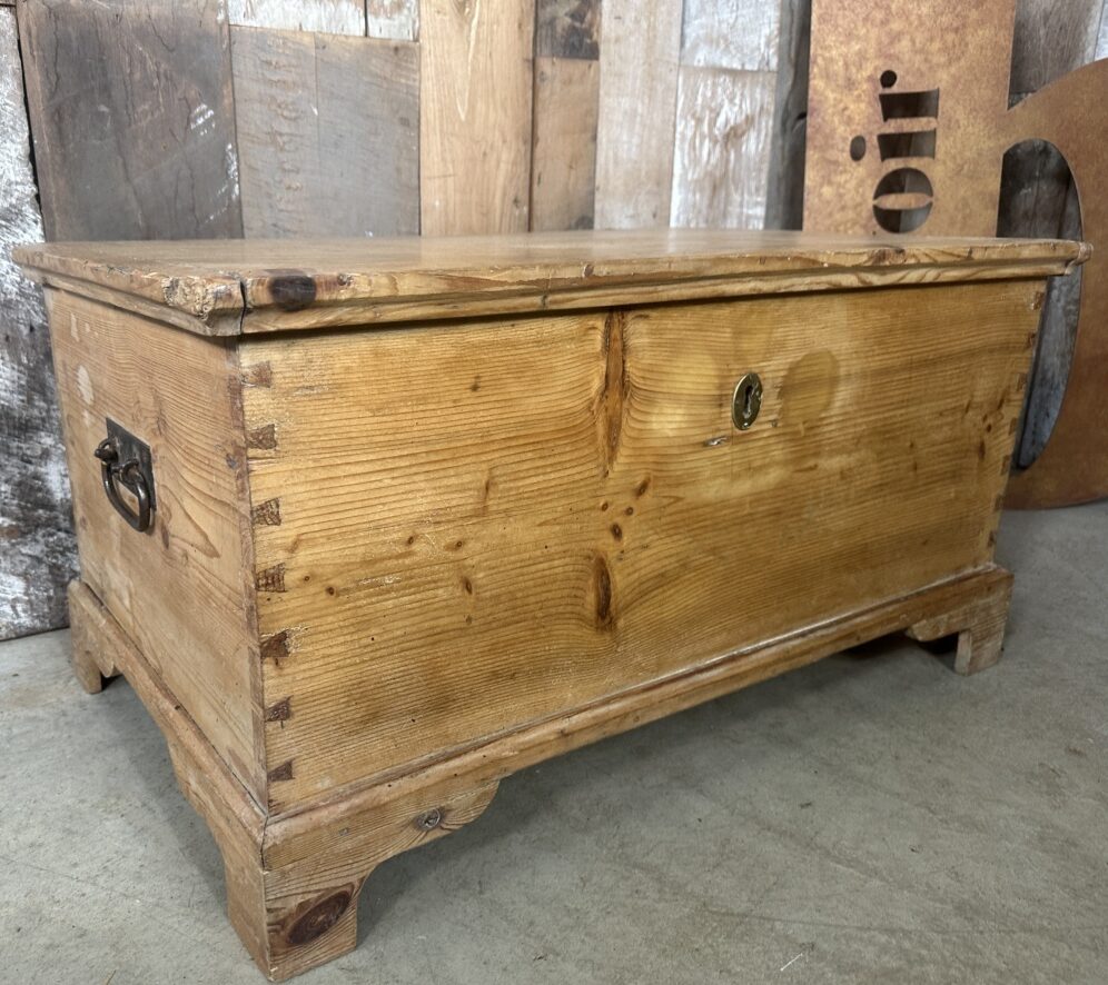 Victorian Pine Trunk