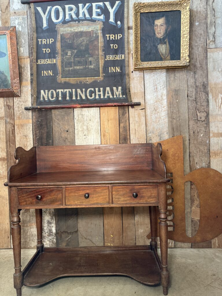 Victorian Mahogany Washstand