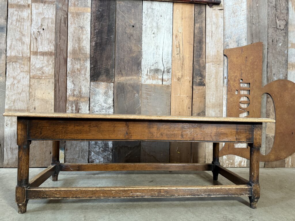Vintage Oak Refectory Coffee Lamp Side Occasional Lounge Table